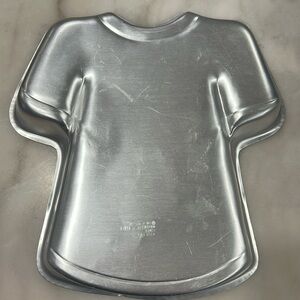 Vintage 1979 Wilton Shirt Cake Pan